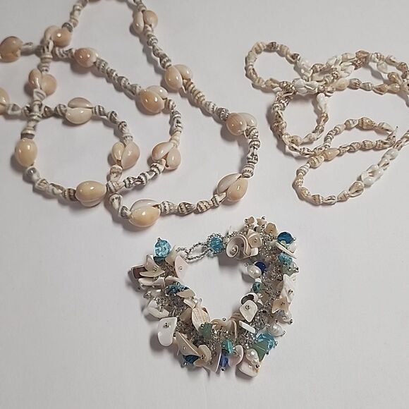 Shell Necklaces and Bracelet Lot - Picture 1 of 7